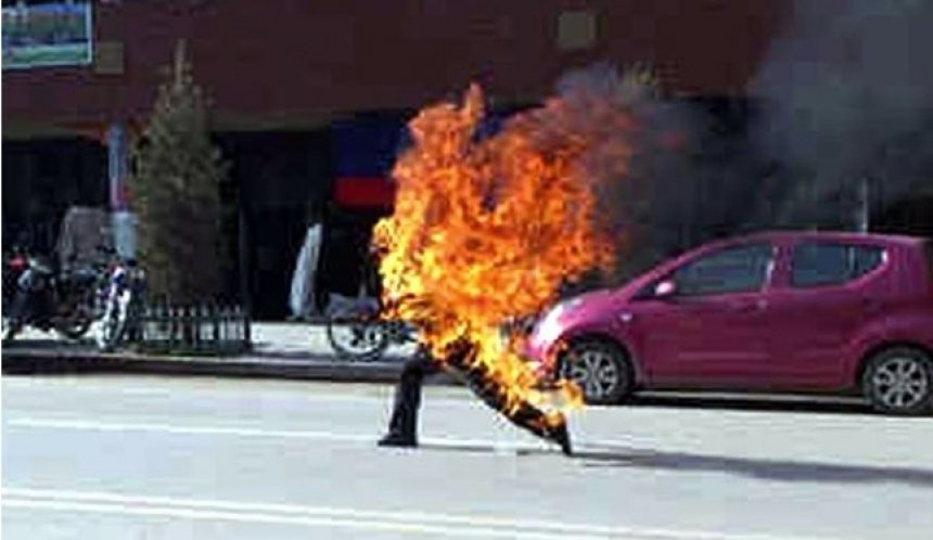 I vë flakën vetes, 63-vjeçari: S’kemi bukë të hamë, doja të vdisja