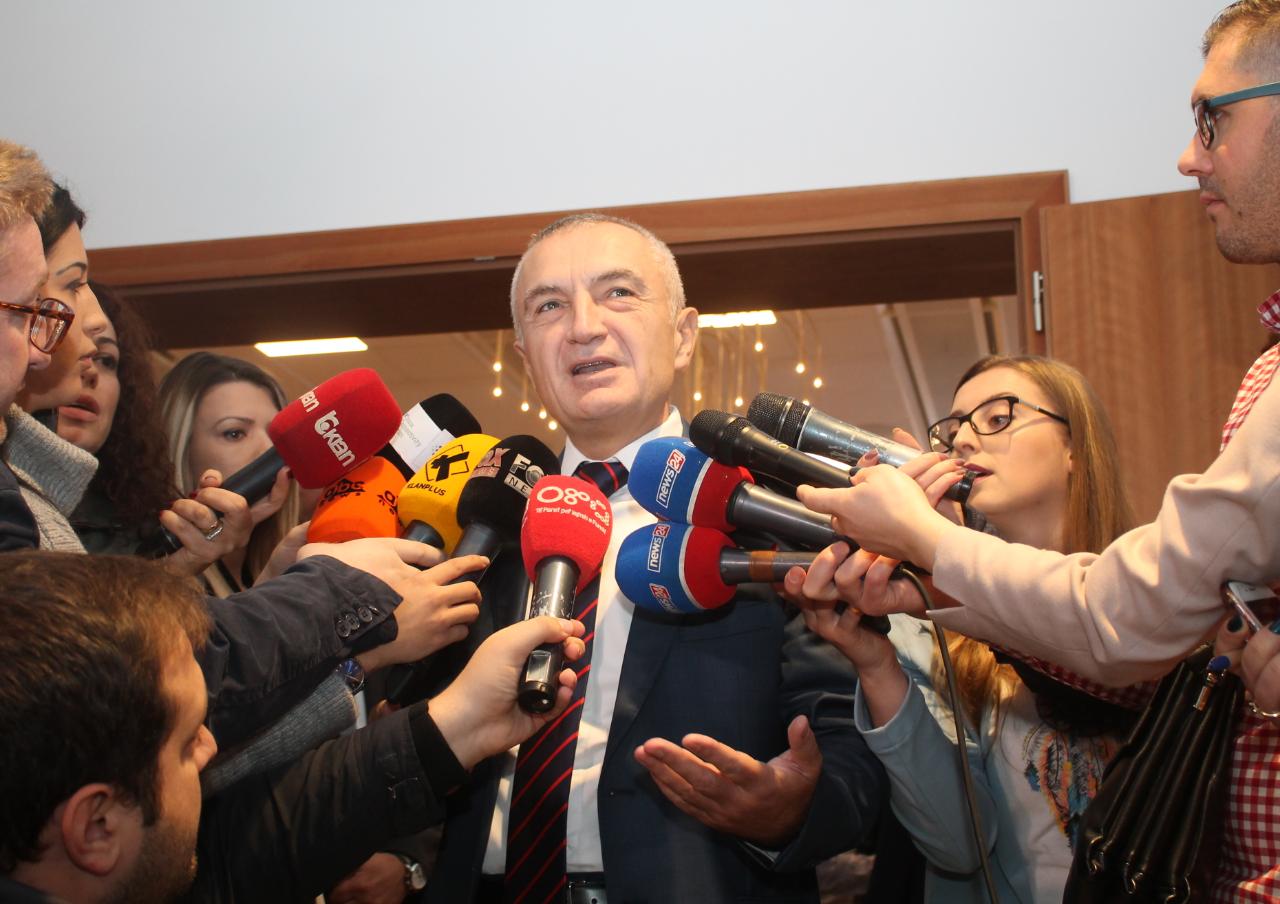 Kriza politike, Meta takon sot aleatët e PD-së