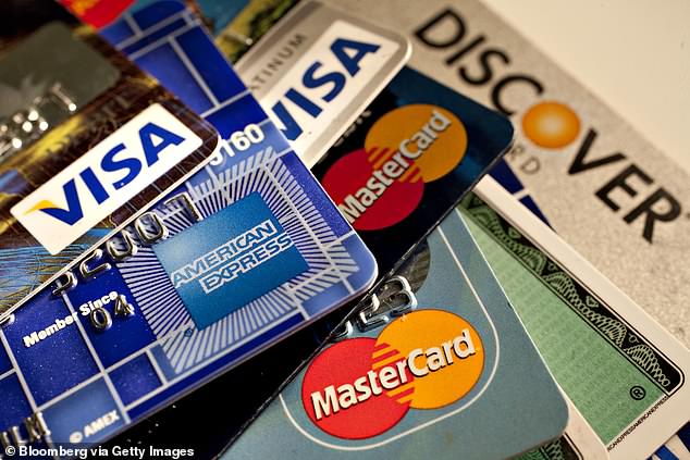 Investonin paketa turistike në Shqipëri me karta krediti të falsifikuara