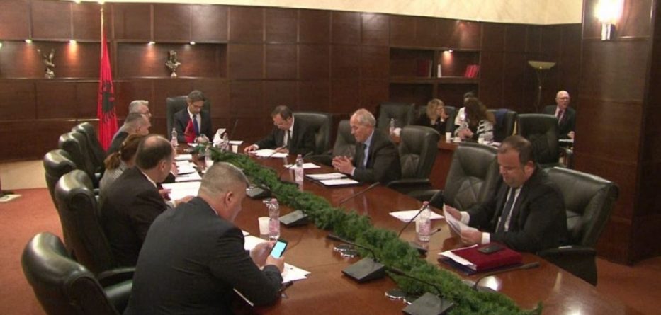 KLP cakton drejtuesit e disa Prokurorive