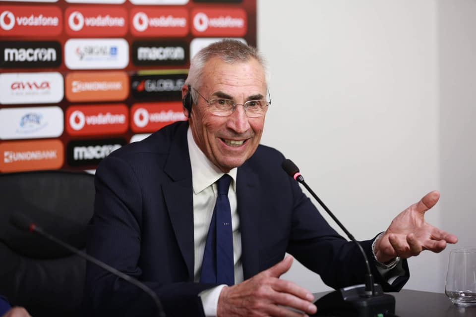 Kroaci, Zvicër dhe Greqi, zbardhet plani i Edi Rejas. Italiani piketon kuqezinjtë