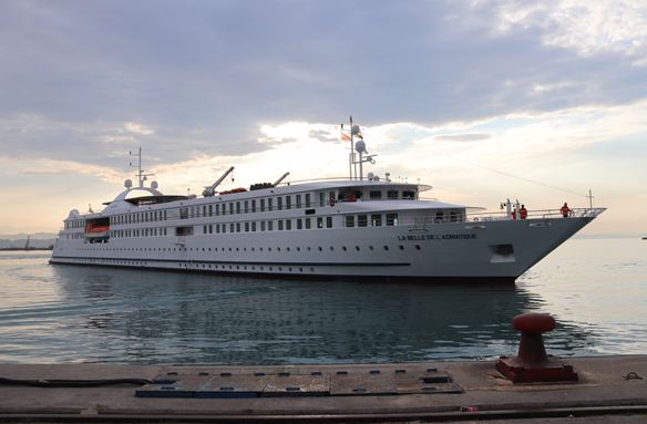 Kroçera “La Belle de L’Adriatique” pas shtatë vizitash, nesër përsëri në Durrës