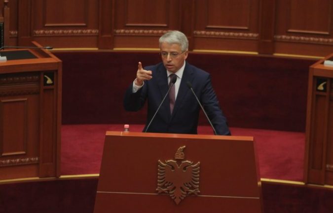 Lleshaj, në interpelancë urgjente nga opozita e re