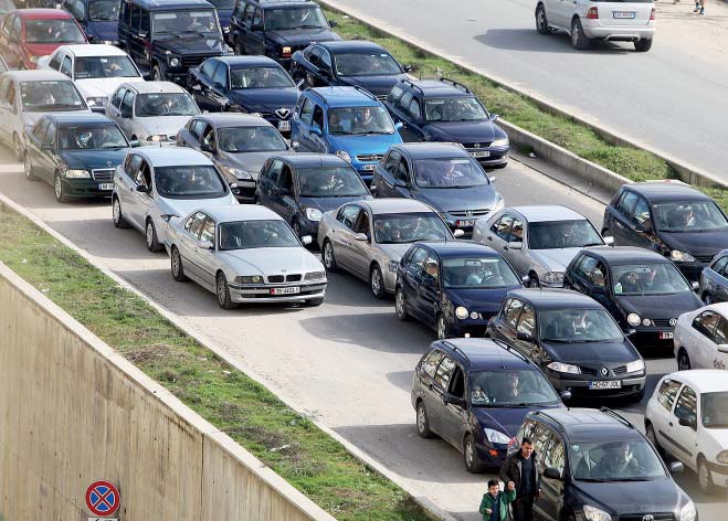 “Kolaudimi”, 3 të arrestuar dhe 2 në kërkim për ryshfet