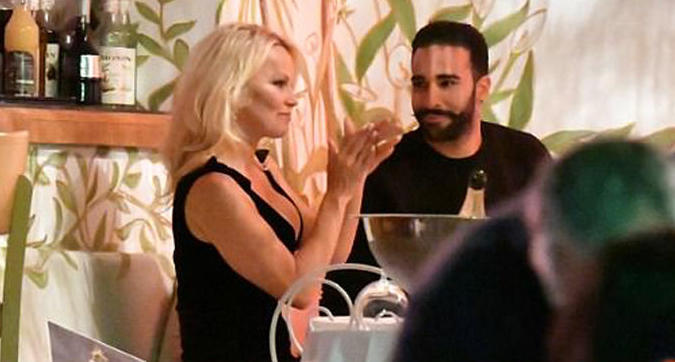 Pamela Anderson braktis darkën e Marseilles dhe polemizon me klubin
