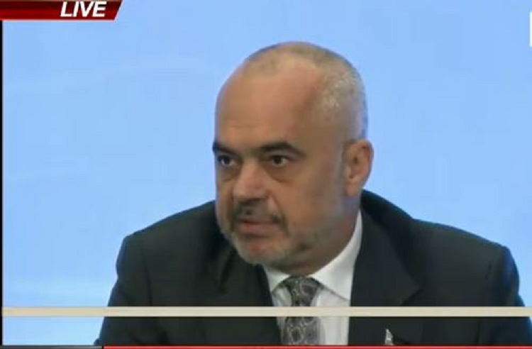 “Sharlatanët doktor shkencash”, Rama shigjeton pedagogët