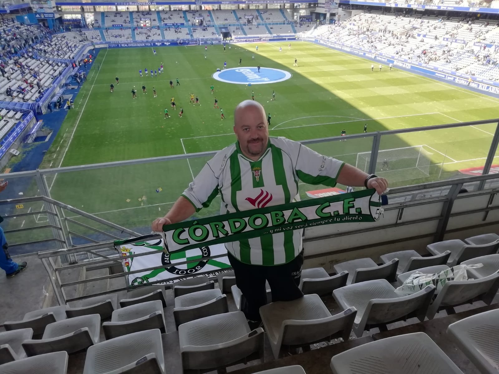 Tifozi bën 800 kilometra për ekipin dhe zbulon se është i vetmi në stadium