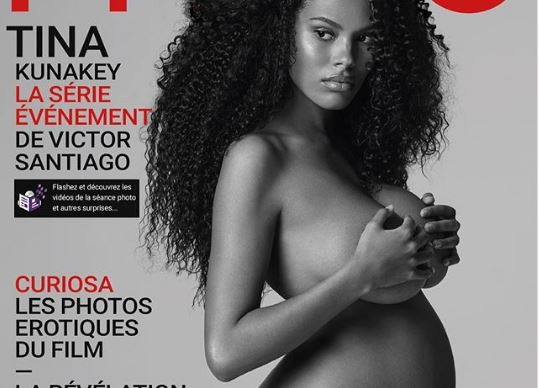 Supermodelja shtatzënë pozon nudo