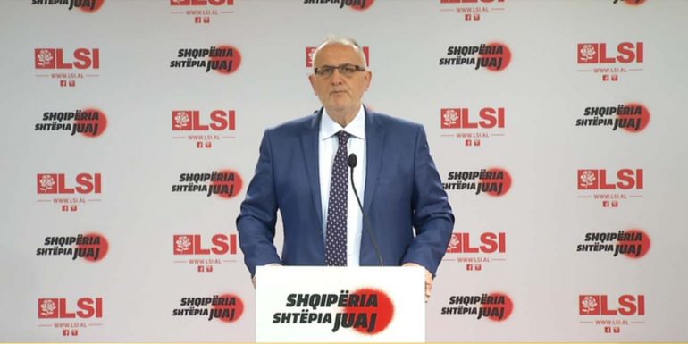 Vasili i kërkon llogari ministrit Lleshaj: Kush dogji makinën e fiku dritat? U dhunuan gazetarë e fotografë