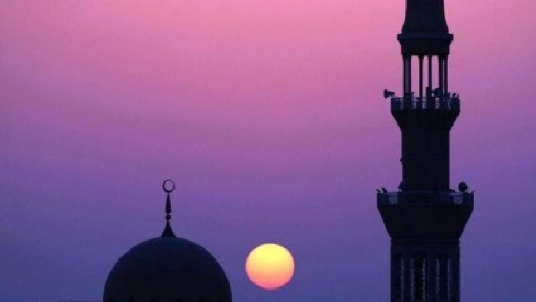 Nis muaji i shenjtë i Ramazanit