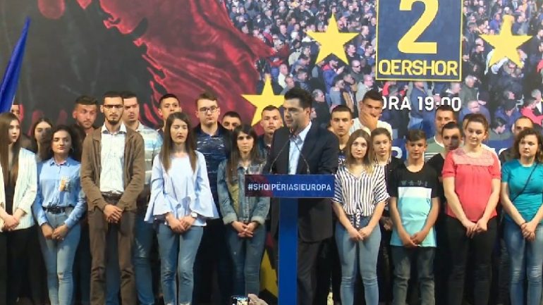 Basha: Nuk ka zgjidhje politike, Rama vjedh taksat me 216 kontrata sekrete