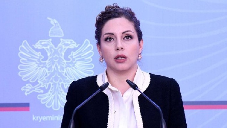 Olta Xhaçka nënë për herë të dytë, zbulohet gjinia e bebes (FOTO)