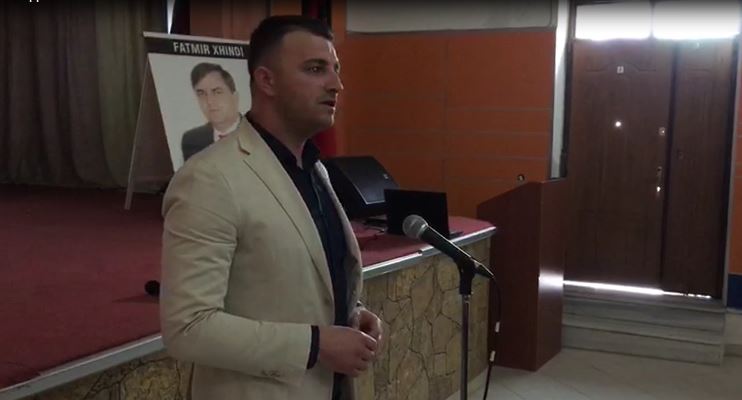 Socialistët kujtojnë deputetin e vrarë, thirrja e të birit: Drejtësia e re të zbardhë ngjarjen