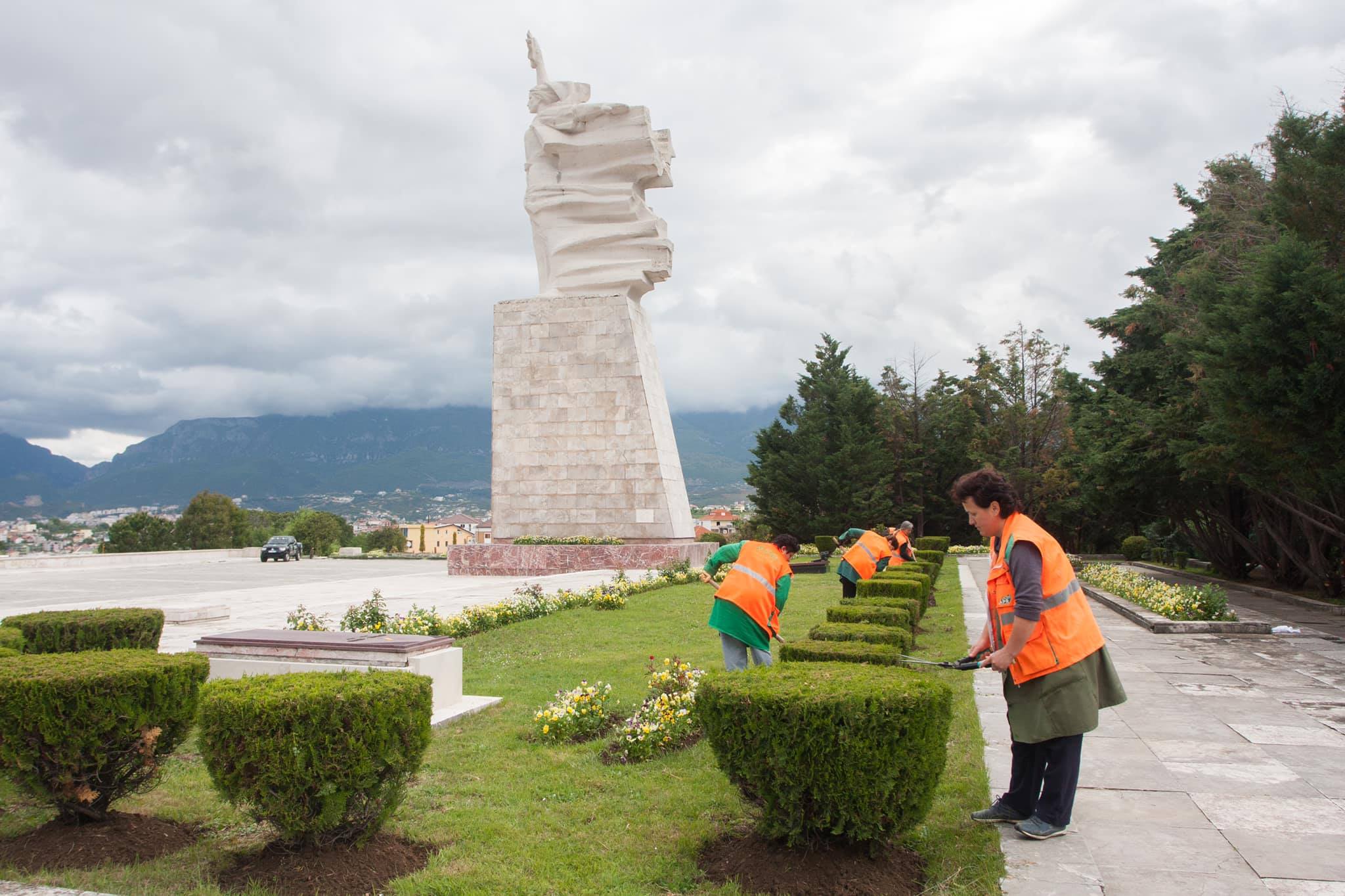 Tirana bëhet gati për 5 Majin të kujtojë sakrificat e dëshmorëve