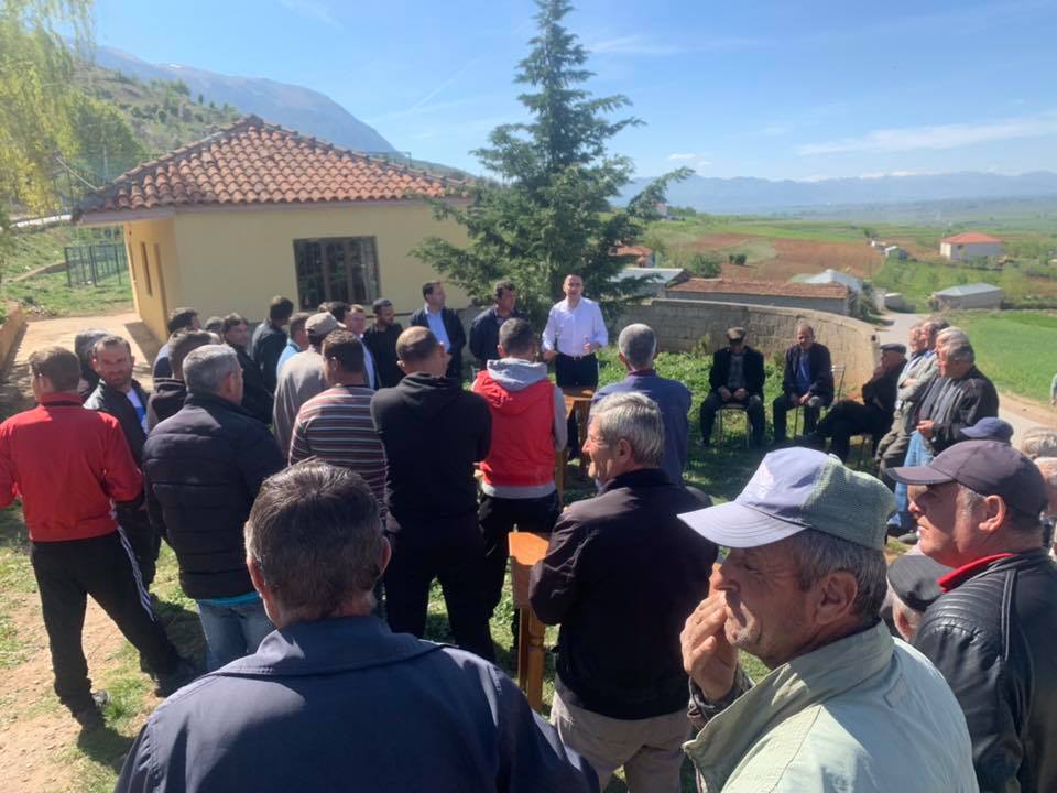 Salianji: Parlamenti s’përfaqëson qytetarët, i shërben pasurimit të qeveritarëve