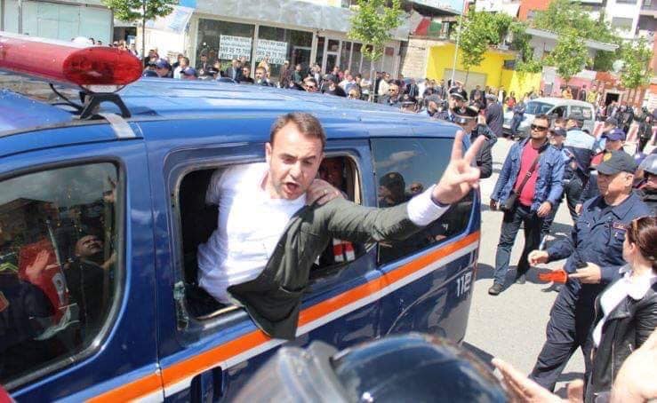 “U shkel vija e kuqe me Balliun”, paralajmërimi i PD-së për qeverinë