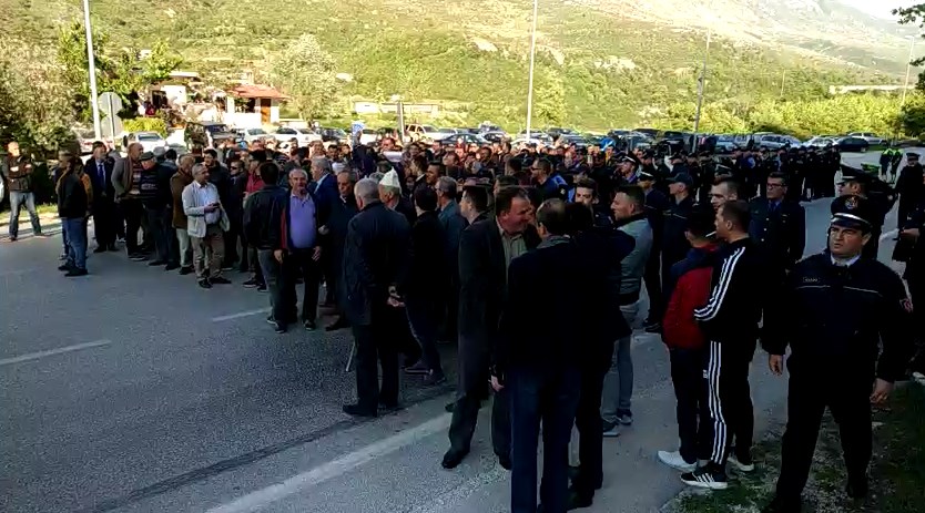 Opozita protestë kundër Ramës në Rrëshen