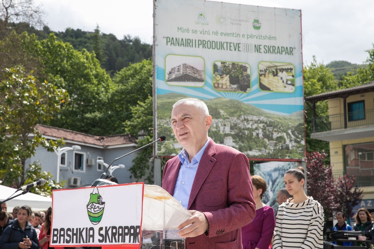 Presidenti Meta: Kriza politike po dëmton ekonominë, të reflektohet urgjentisht