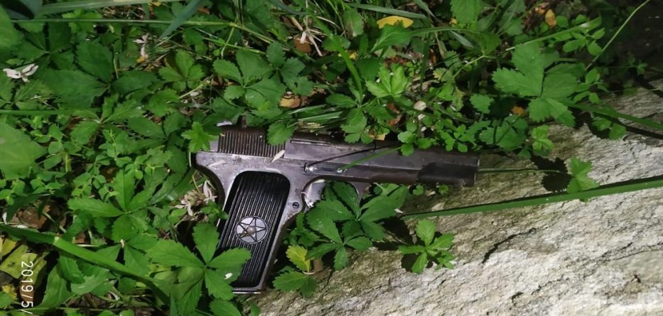 Sherr mes krushqve, policia parandalon përshkallëzimin e konfliktit të armatosur