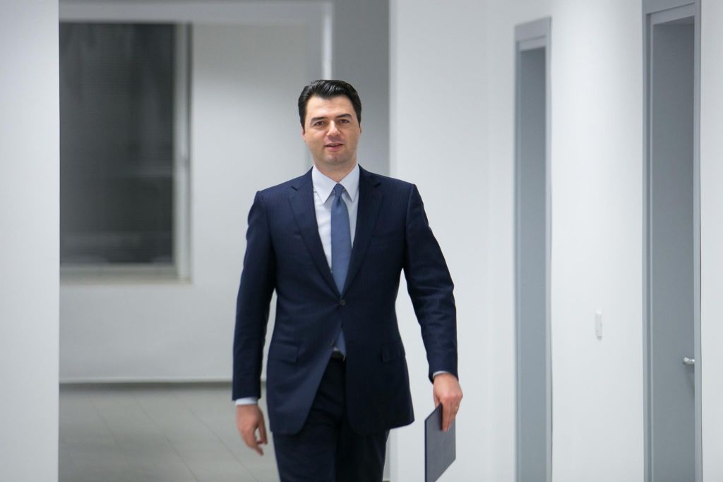 Basha intervistë për BBC World: Dhuna shenjë e zemërimit të popullit