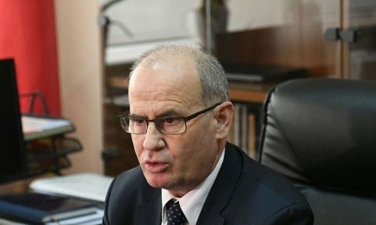 Presidenti nuk e shkarkoi, rektori i UT: Mbrojti autonominë universitare