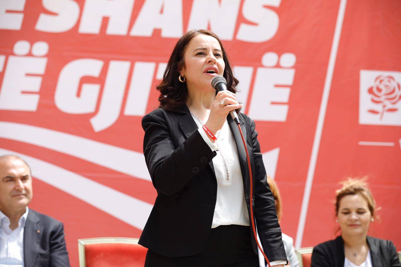 KQZ i jep mandatin e deputetit kandidates së LSI-së, Suzana Topi