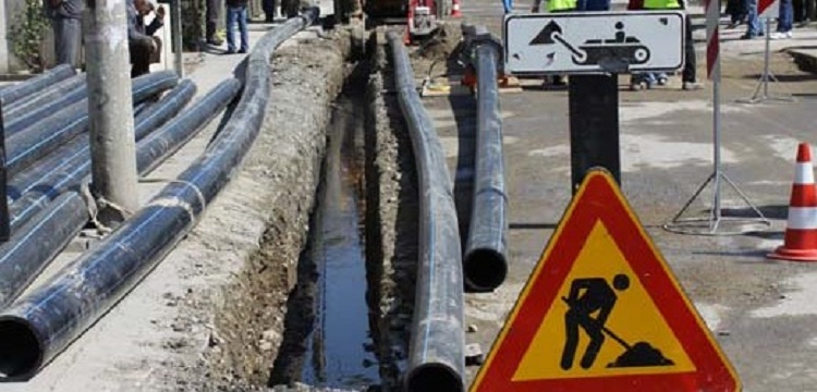 Kufizime me furnizimin me ujë sot në Durrës, lidhet tubacioni i ri