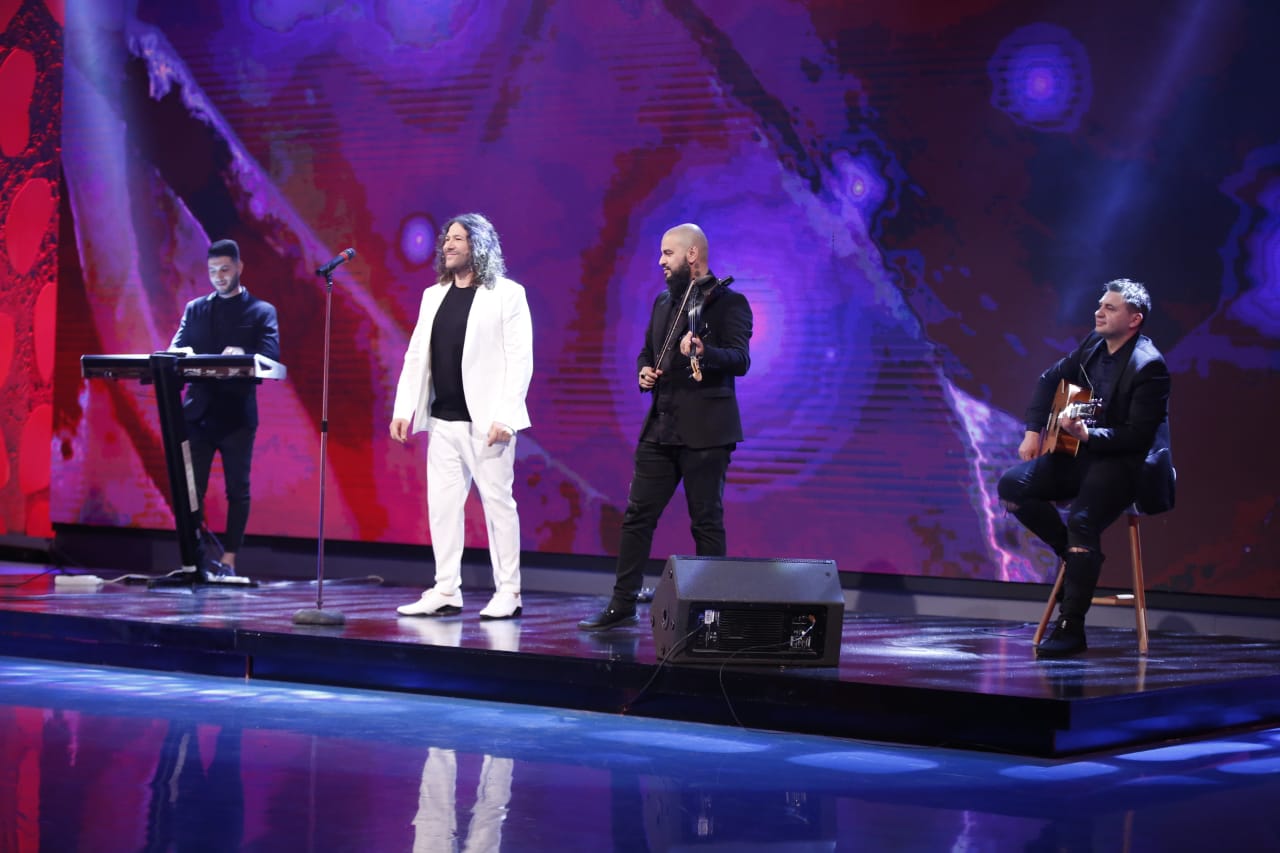 Gena: Pasi këndova, më thanë se kisha ngatërruar dasmën