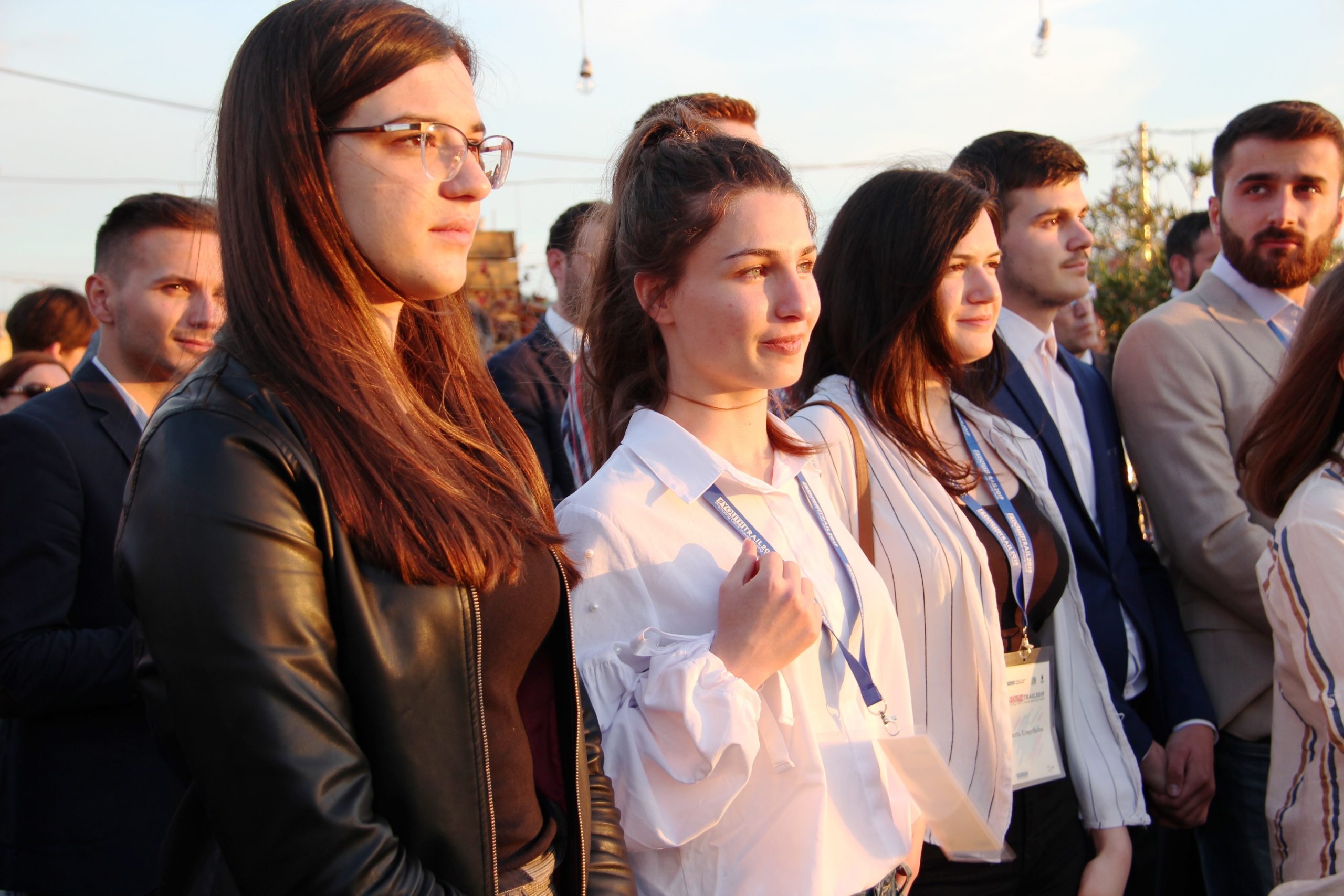 Edicioni i 3-të i “Shtigje rinore”, të rinj nga Ballkani perëndimor u mblodhën në Tiranë (FOTO)