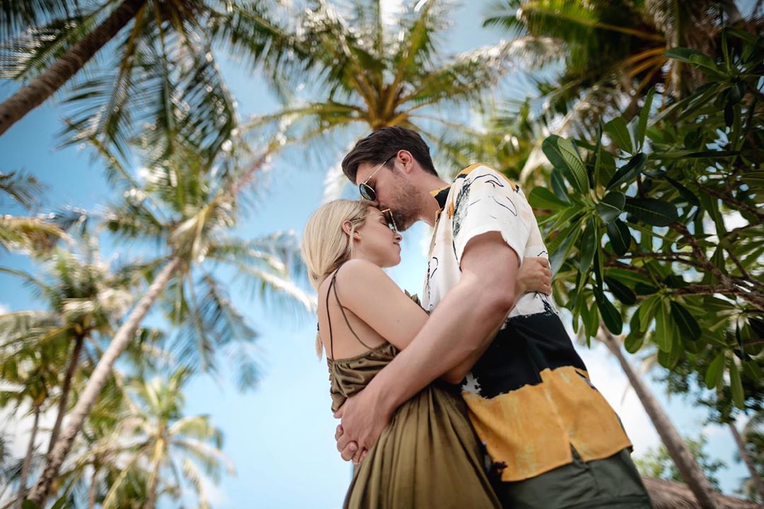 Urimi i veçantë i Albanit për Miriamin në datën e lindjes