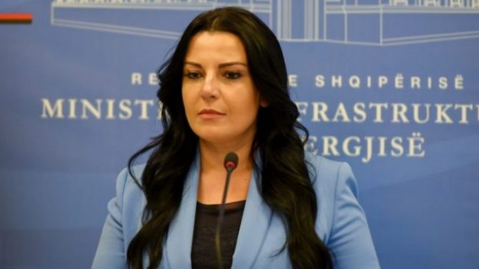 Ministrja Balluku jep lajmin: Tiranë-Durrës me pagesë brenda vjeshtës