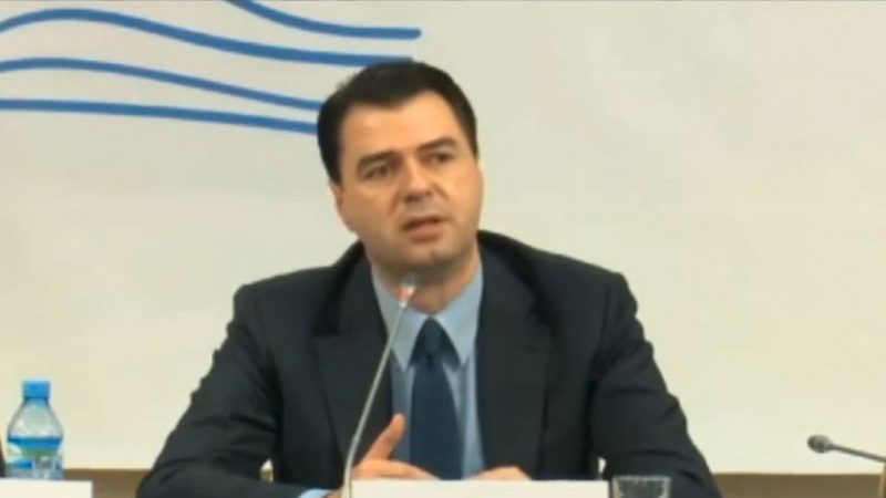 Basha takohet me pedagogët. 5 konkluzionet e tryezës së PD për arsimin e lartë