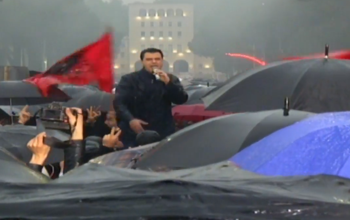 Mes kapsollave dhe shiut, Basha: Refuzojmë dhunën e qeverisë, i përgjigjemi me fuqinë e shpresës