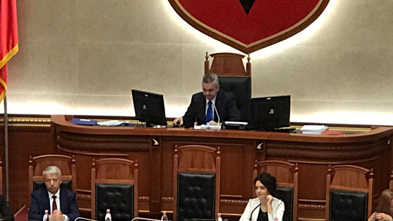 Myslim Murrizi drejton seancën plenare për herë të parë