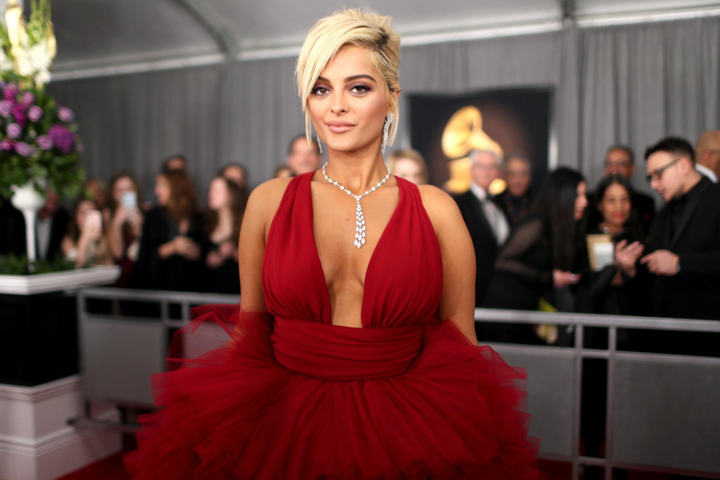 Bebe Rexha përfundon në spital