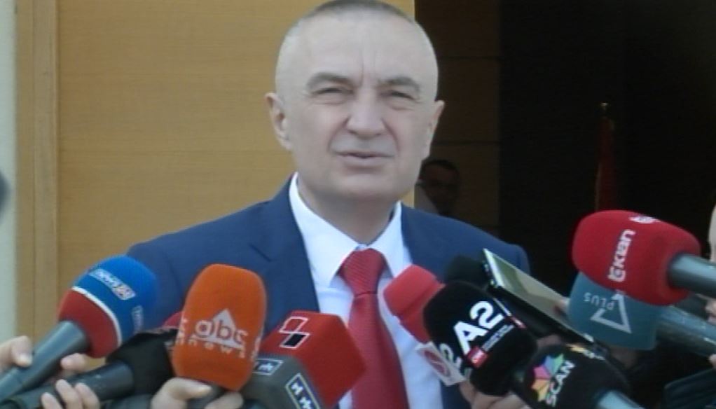 Ilir Meta del më deklaratën e fortë: Palët t’i thërrasin mendjes, vendi nuk ka pse të shkojë në konfrontim