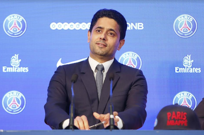 Pronari i PSG “zbarkon” në Angli, ja klubi që dëshiron të blejë!