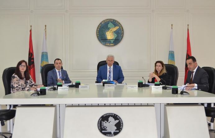 Lista zyrtare e PS-së/ Emrat që garojnë për kryebashkiakë në 61 bashki