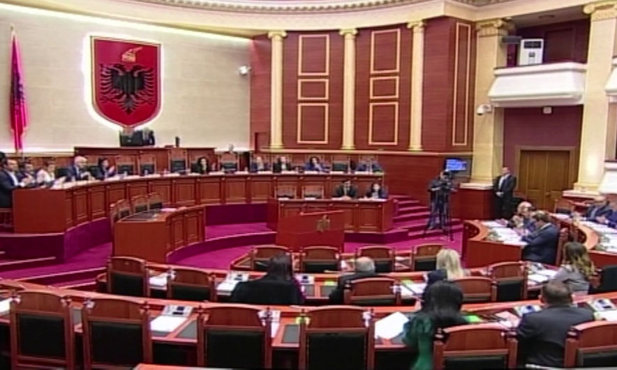 Vettingu në polici, Kuvendi rrëzon dekretin e presidentit Meta