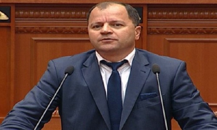 Maliqi: Drejtori i Burgjeve i paaftë, kërcënon dhe shantazhon punonjësit