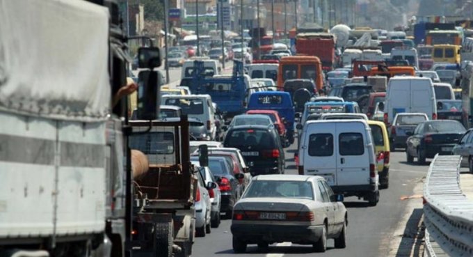 Ndryshojnë rregullat për pagesat e sigurimit të makinave