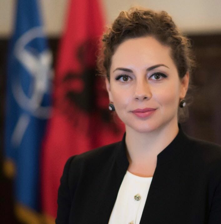 “I gjendemi pranë familjes”, Xhaçka: Dhimbje për dëshmoren e Forcave të Armatosura