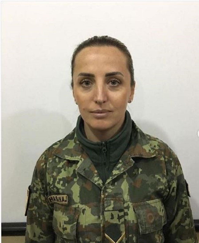 NATO ngushëllon familjarët e efektives shqiptare: Humbëm njërën prej nesh