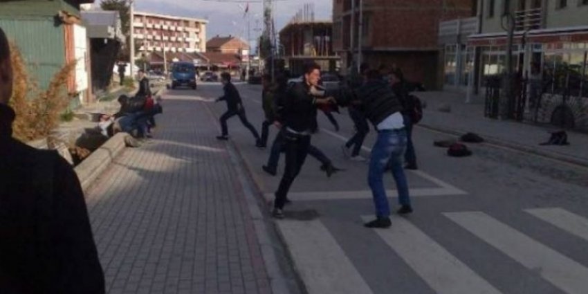 4 shqiptarë masakrojnë me thika dhe shkop bejsbolli dy persona