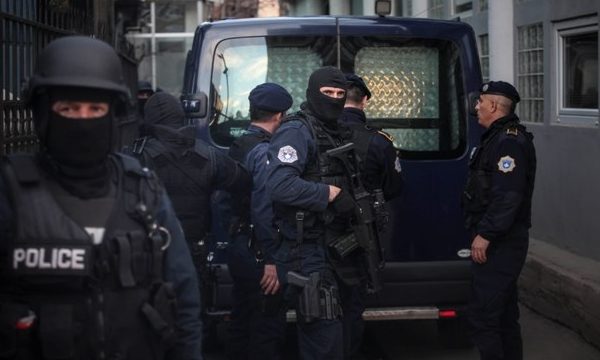 Krim i organizuar dhe vepra penale, mbi 30 të rrezikshëm të ndaluar në Kosovë