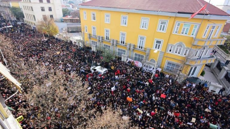 “Nesër rikthehet fuqishëm uragani studentor!”