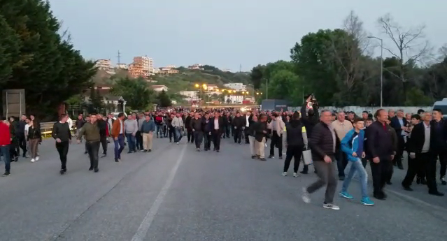 Përfundon protesta e opozitës në Durrës (VIDEO)