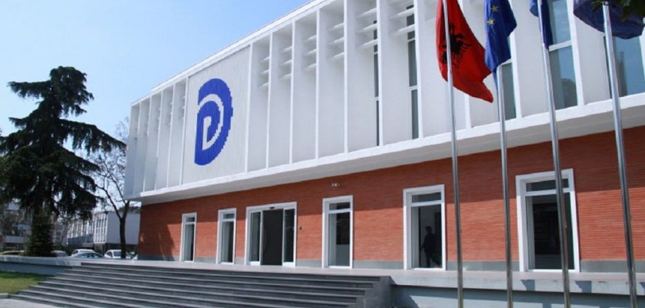 PD i përgjigjet Kuvendit: Komisioni i reformës zgjedhore nuk ka legjitimitet