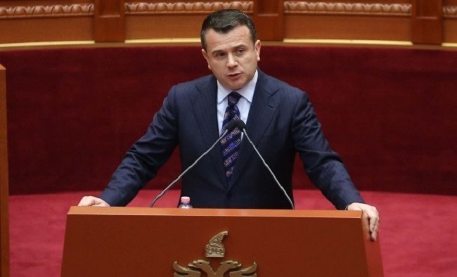 Balla-Metës: Pse nuk është funksional Parlamenti? Se nuk është Monika?