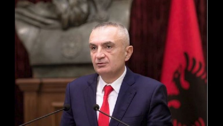 Tensionet në protestë, Meta thirrje: Shmangni incidentet e provokimet